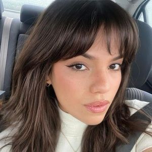 Meet your Posher, Fernanda